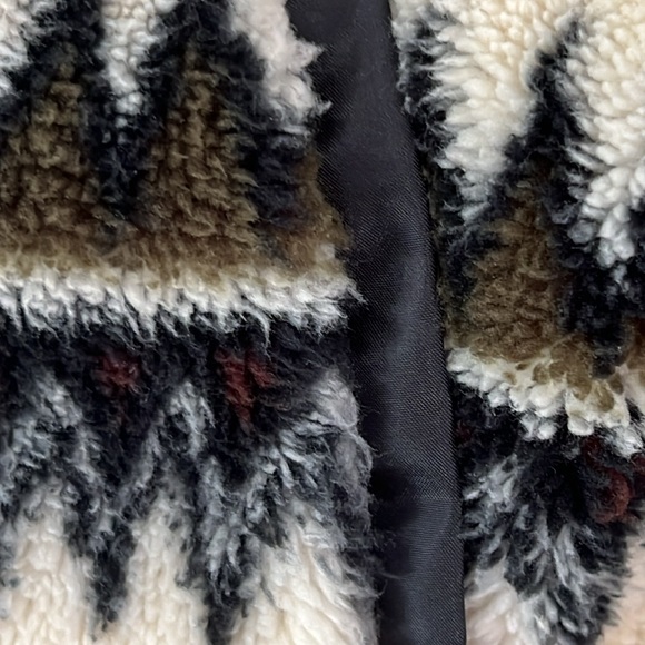 mia & tess fleece jacket - Picture 7 of 9